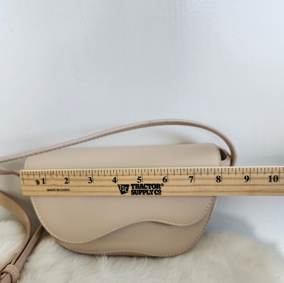 NWT Melie Bianco Frieda Nude Recycled Vegan Leather Crossbody Bag - Picture 10 of 12